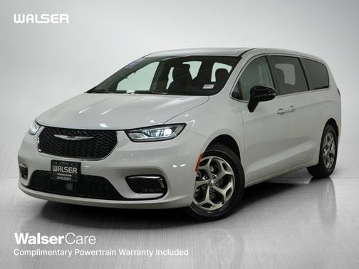 Bright White Clearcoat 2024 Chrysler Pacifica Limited