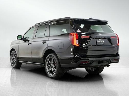 Agate Black Metallic 2025 Ford Expedition Platinum
