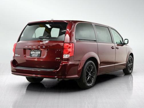 Octane Red Pearlcoat 2019 Dodge Grand Caravan SXT