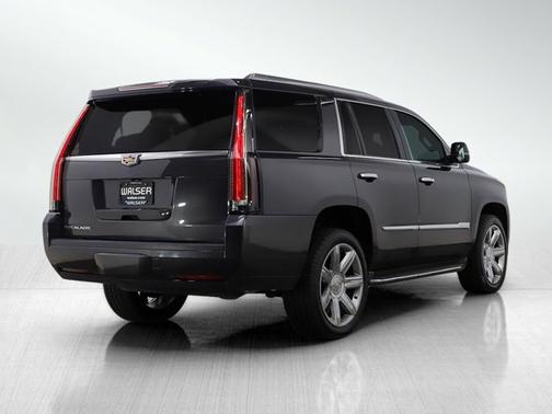 2016 Cadillac Escalade Luxury Collection