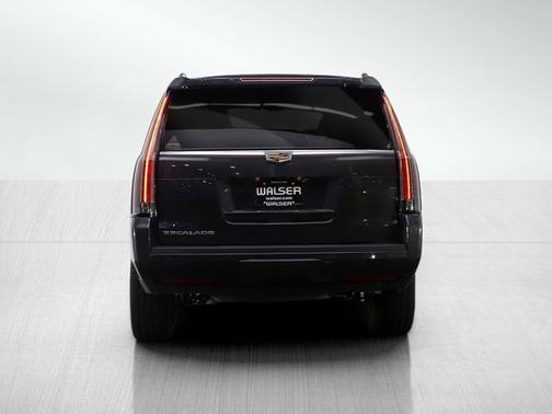 2016 Cadillac Escalade Luxury Collection