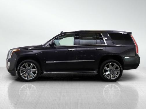 2016 Cadillac Escalade Luxury Collection