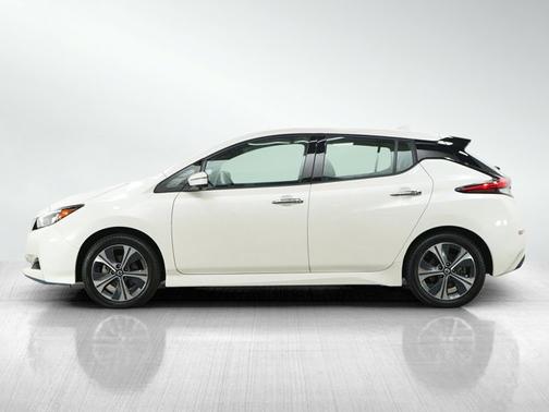 Pearl White Tricoat 2020 Nissan Leaf SL PLUS