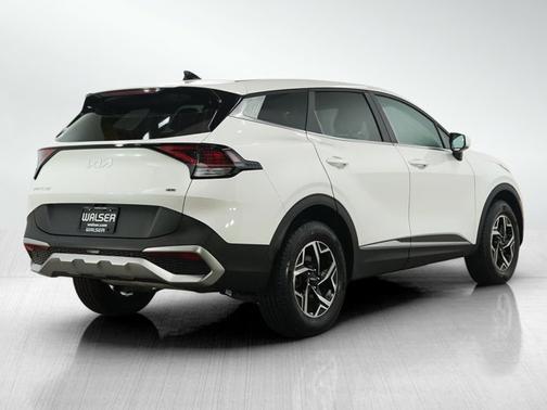 Snow White Pearl 2023 Kia Sportage LX