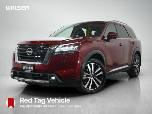 Scarlet Ember 2024 Nissan Pathfinder Platinum