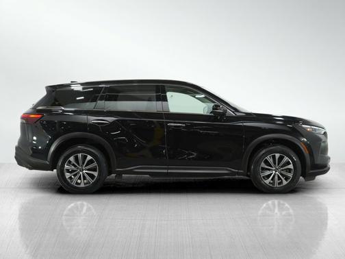 2022 INFINITI QX60 PURE