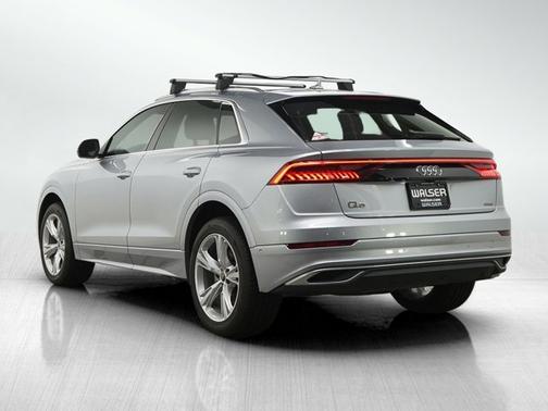 Silver Metallic 2022 Audi Q8 Premium