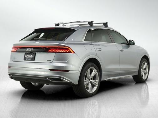 Silver Metallic 2022 Audi Q8 Premium