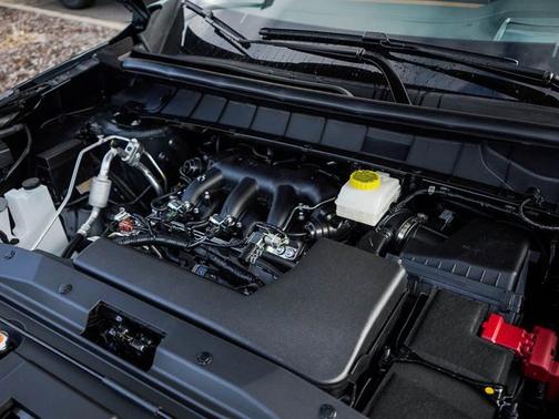Baltic Teal/Super Black 2026 Nissan Pathfinder Platinum