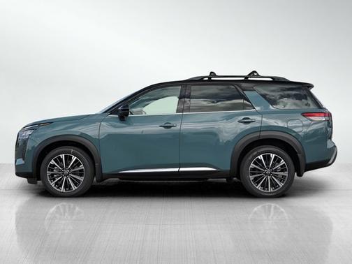 Baltic Teal/Super Black 2026 Nissan Pathfinder Platinum