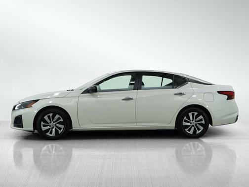 2024 Nissan Altima 2.5 S