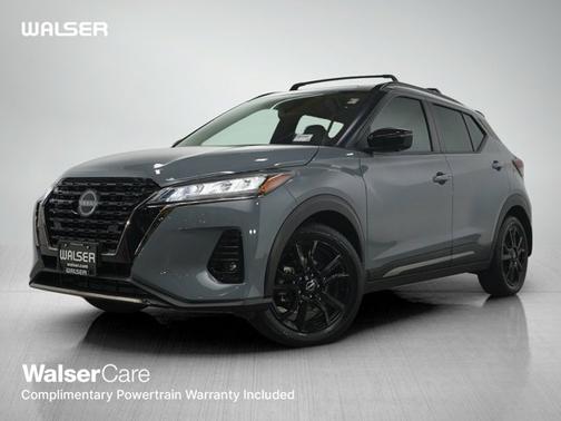 2022 Nissan Kicks SR