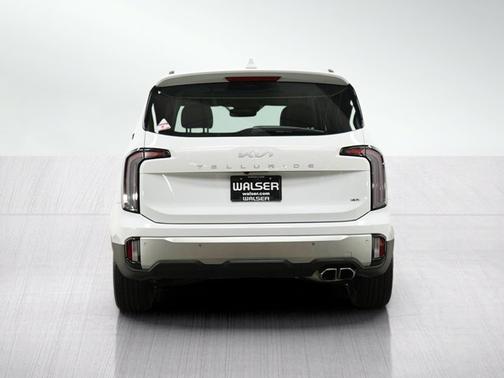 Glacial White Pearl 2024 Kia Telluride SX