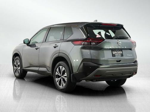 Gun Metallic 2021 Nissan Rogue SV
