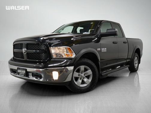 2017 RAM 1500 SLT