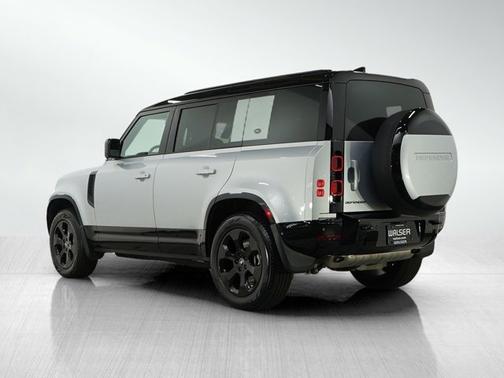 2024 Land Rover Defender X-Dynamic SE
