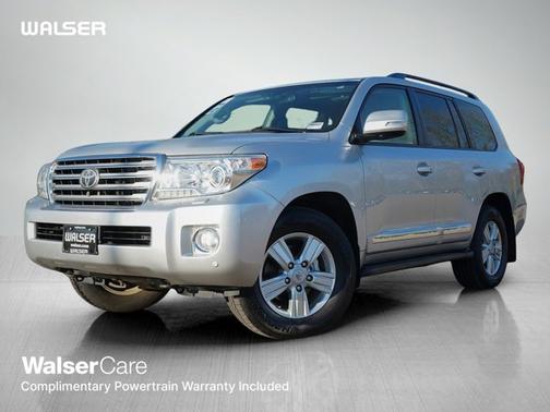 Classic Silver Metallic 2015 Toyota Land Cruiser Base