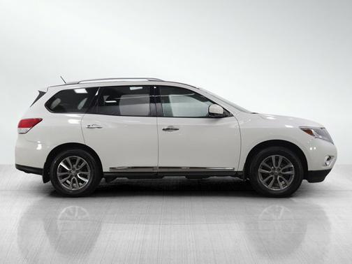 2015 Nissan Pathfinder SL