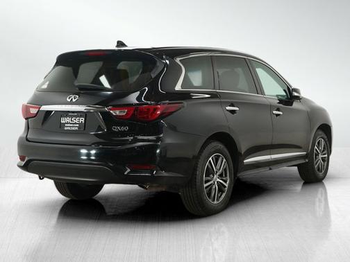 2016 INFINITI QX60 