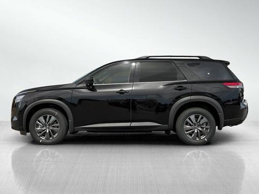 Super Black 2026 Nissan Pathfinder SV