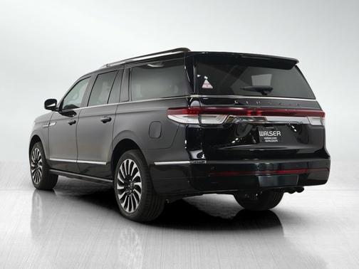 Infinite Black Metallic Clearcoat 2024 Lincoln Navigator L Black Label
