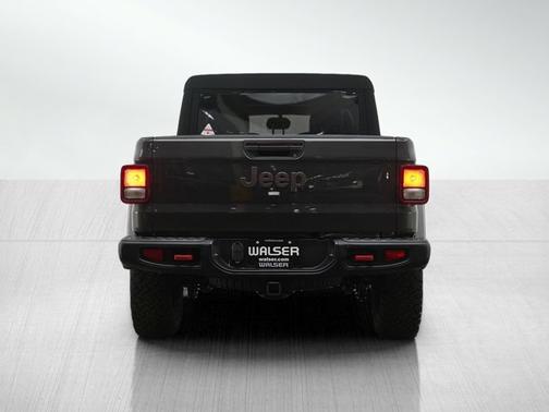 Granite Crystal Metallic Clearcoat 2022 Jeep Gladiator Rubicon