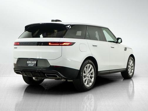 White 2025 Land Rover Range Rover Sport SE