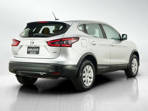 Brilliant Silver Metallic 2020 Nissan Rogue Sport S