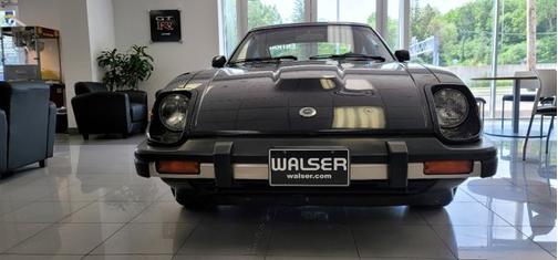 Photo 4 of 22 of 1981 Datsun 280ZX 280ZX 5 SPEED MANUAL
