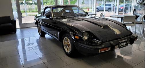 Photo 5 of 22 of 1981 Datsun 280ZX 280ZX 5 SPEED MANUAL