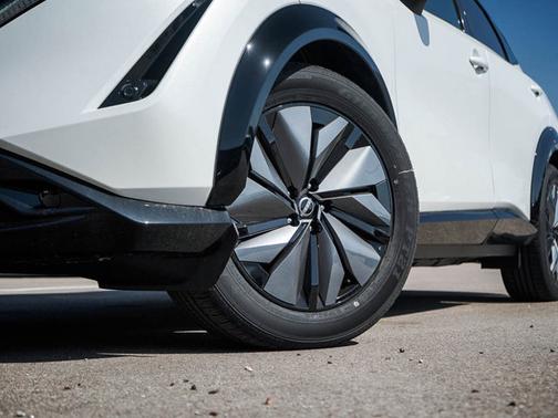 2025 Nissan ARIYA EVOLVE+