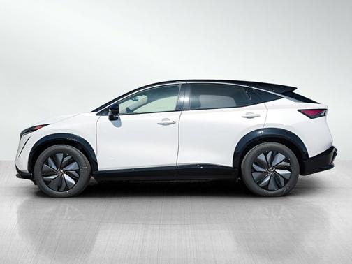 2025 Nissan ARIYA EVOLVE+