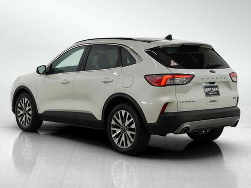 2020 Ford Escape Titanium Hybrid