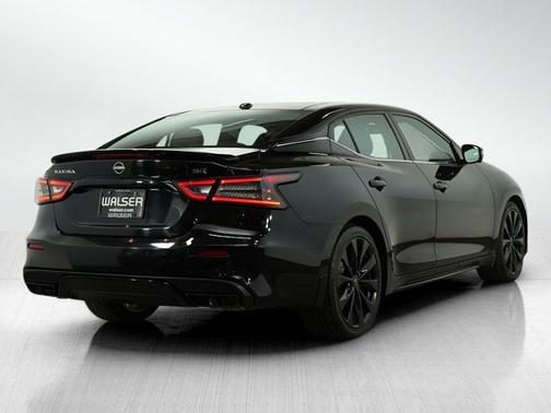 2023 Nissan Maxima SR