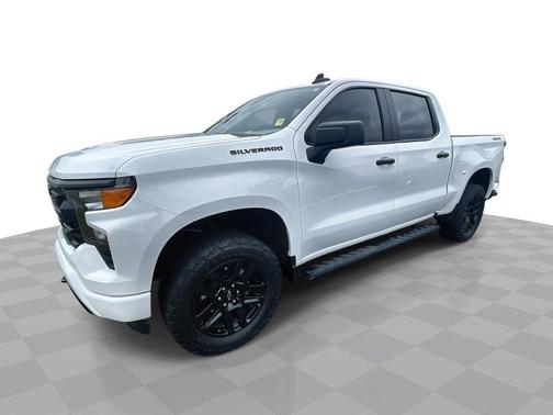 Summit White 2024 Chevrolet Silverado 1500 Custom