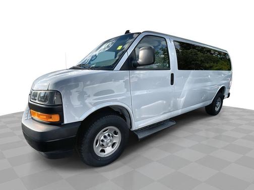 2022 Chevrolet Express 3500 RWD 3500 Extended Wheelbase LS