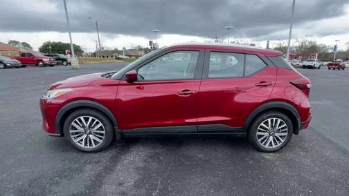 2023 Nissan Kicks SV