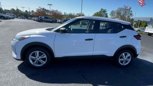 2023 Nissan Kicks S