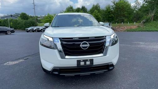 2024 Nissan Pathfinder SV FWD