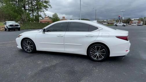 Eminent White Pearl 2022 Lexus ES 350 Base