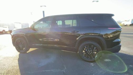 2024 Chevrolet Traverse LS