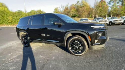 2024 Chevrolet Traverse LS