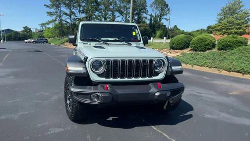 Earl Clearcoat 2024 Jeep Wrangler Rubicon