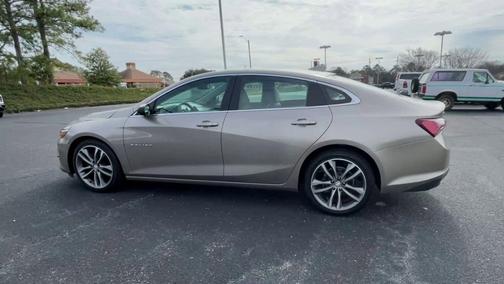 2022 Chevrolet Malibu FWD LT