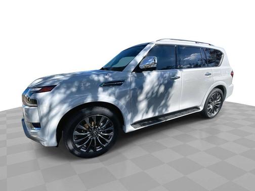 2024 Nissan Armada Platinum 2WD