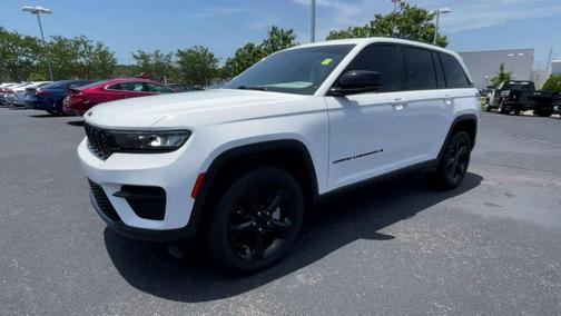 2023 Jeep Grand Cherokee Altitude