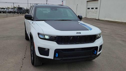 2022 Jeep Grand Cherokee 4xe Trailhawk