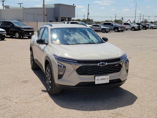 White Sands 2026 Chevrolet Trax FWD 2RS