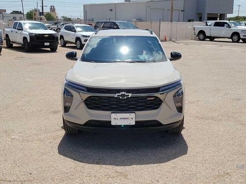 White Sands 2026 Chevrolet Trax FWD 2RS