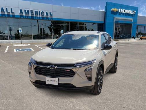 White Sands 2026 Chevrolet Trax FWD 2RS